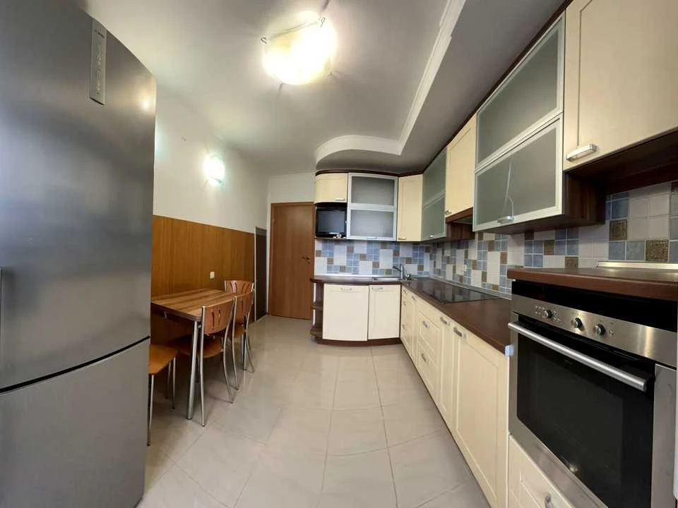 Apartment. Kyiv, Avtozavodskaya St.