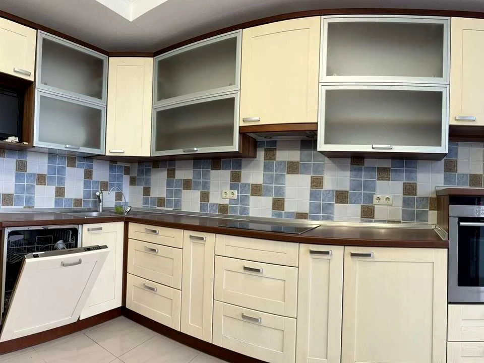 Apartment. Kyiv, Avtozavodskaya St.