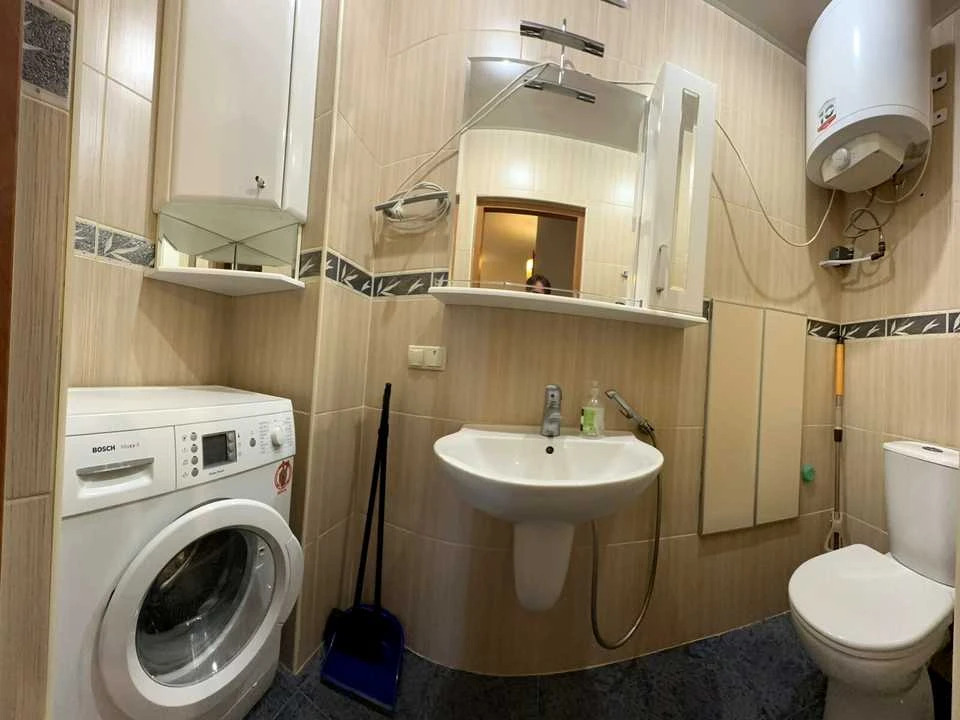 Apartment. Kyiv, Avtozavodskaya St.