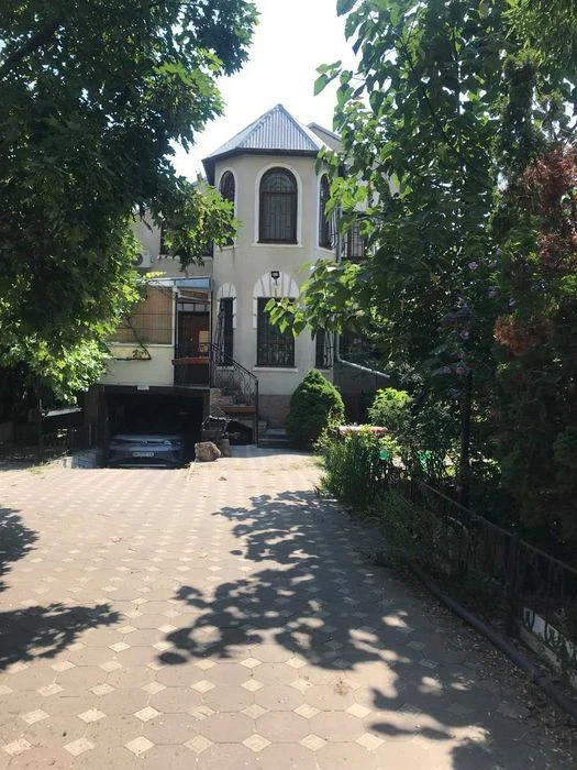 I will sell a house in Arcadia Fontanskaya doroga/Levanevsky c plot
