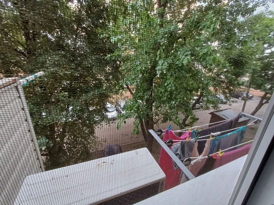 A room for sale in the Center commune
