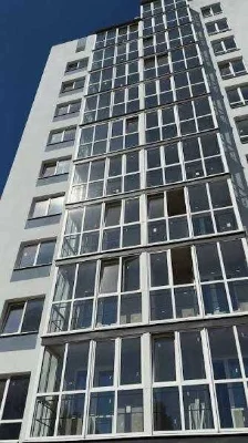 Сучасна 1-кімнатна квартира в новому цегляному будинку вул.