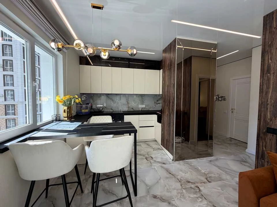 Apartment. Kyiv, Mykhayla Maksymovycha St. (Onufriya Trutenko)