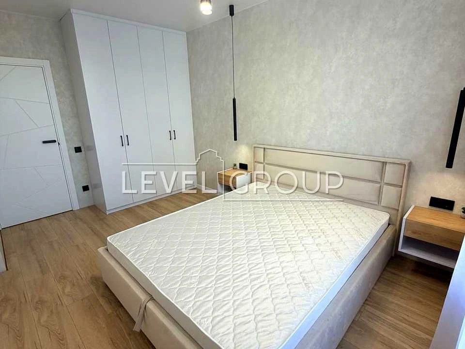 Apartment. Kyiv, Vsevolod Zmienko St.