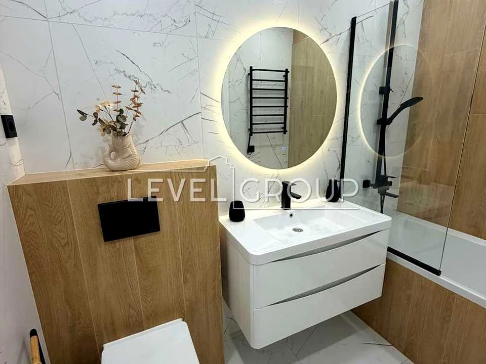 Apartment. Kyiv, Vsevolod Zmienko St.