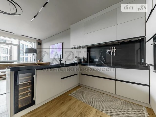 For sale 2-room apartment 106 sq. m. on Buslivska Street 12 • ID 3467