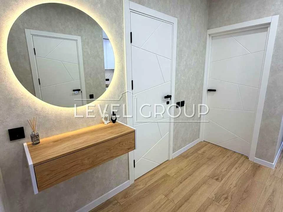 Apartment. Kyiv, Vsevolod Zmienko St.