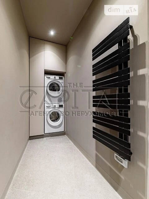 For sale 2-room apartment 106 sq. m. on Buslivska Street 12 • ID 3467