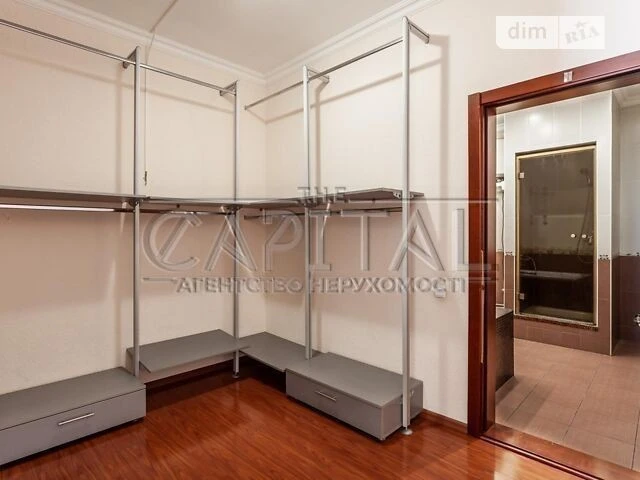 Sale of 3-room apartment 121 sq. m. on Saksaganskoho St. 121 • ID