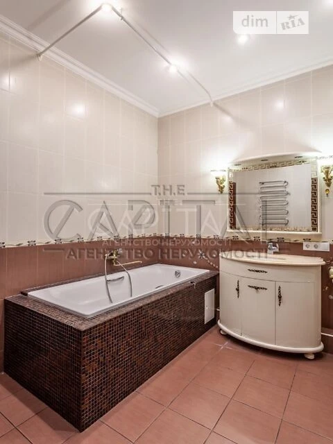 Sale of 3-room apartment 121 sq. m. on Saksaganskoho St. 121 • ID