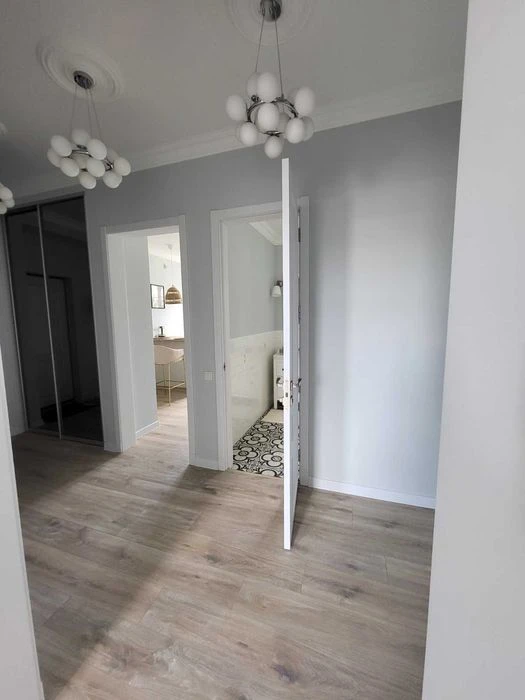 Designer 3-room apartment 100 m2 in the very center of the city MV