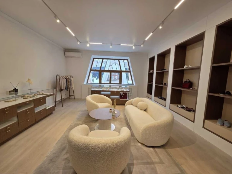 Sale of a 4-room apartment of 167 m², Vozdvizhenskaya Street, 20